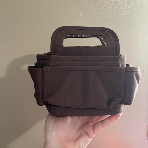 Small Giraffe Scrapbooking Craft Tool Organizer - Picture 5 of 5